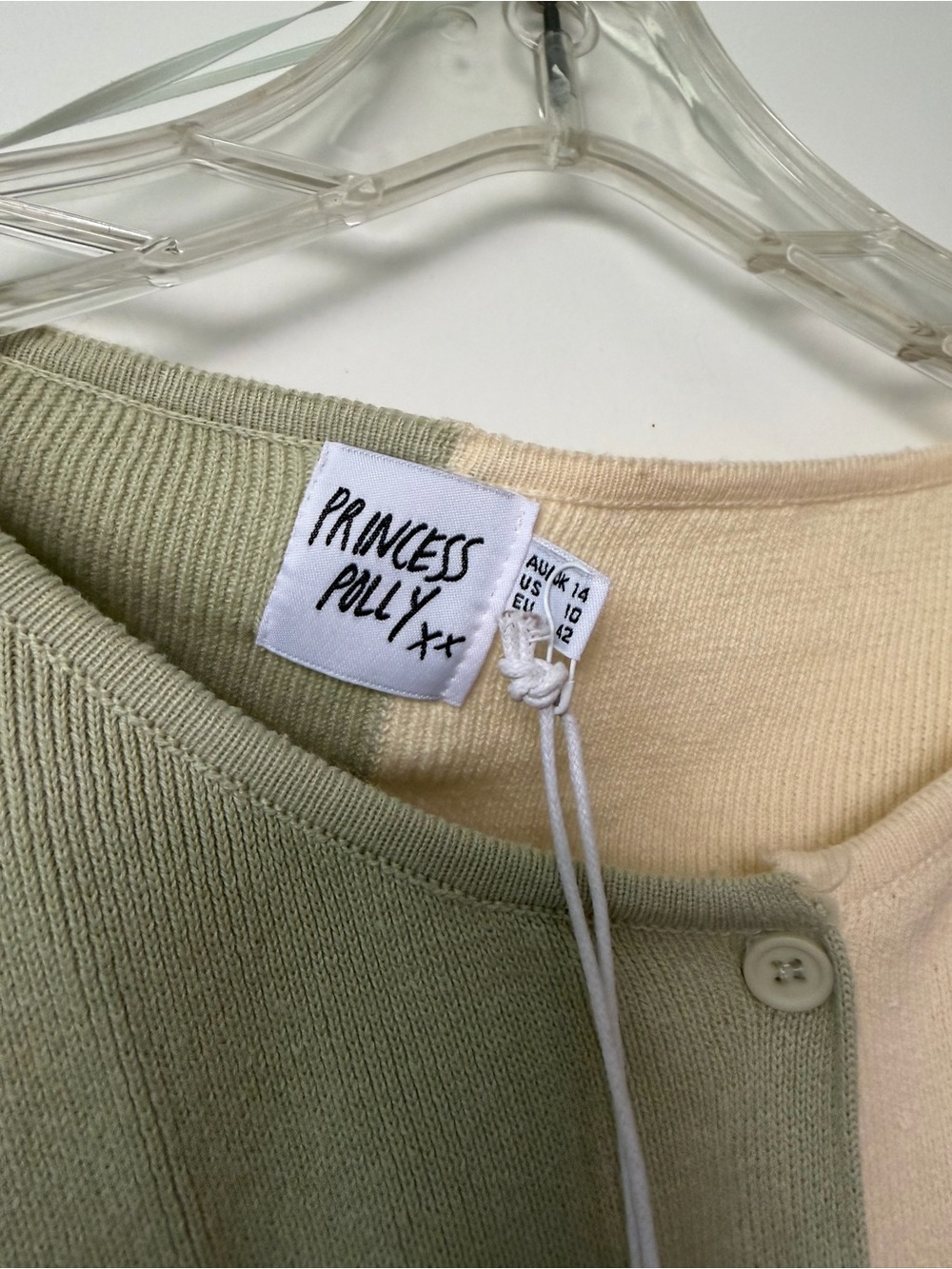 Princess Polly Two-Tone Green and Cream Cropped Button Cardigan - Picture 3 of 5